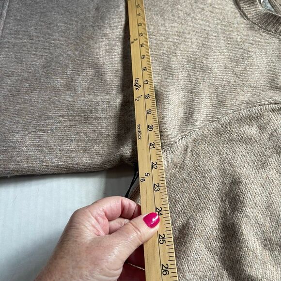 NWT Rachel Zoe size XL taupe boxy relaxed for straight hem. - Picture 8 of 10